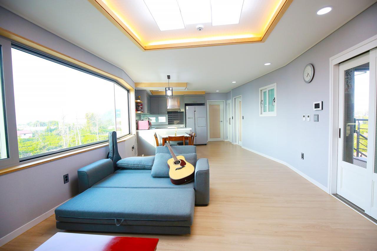 Seong Ge Dol Pension Seogwipo Extérieur photo