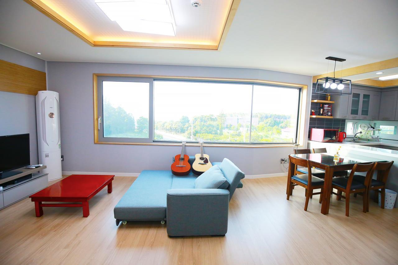 Seong Ge Dol Pension Seogwipo Extérieur photo
