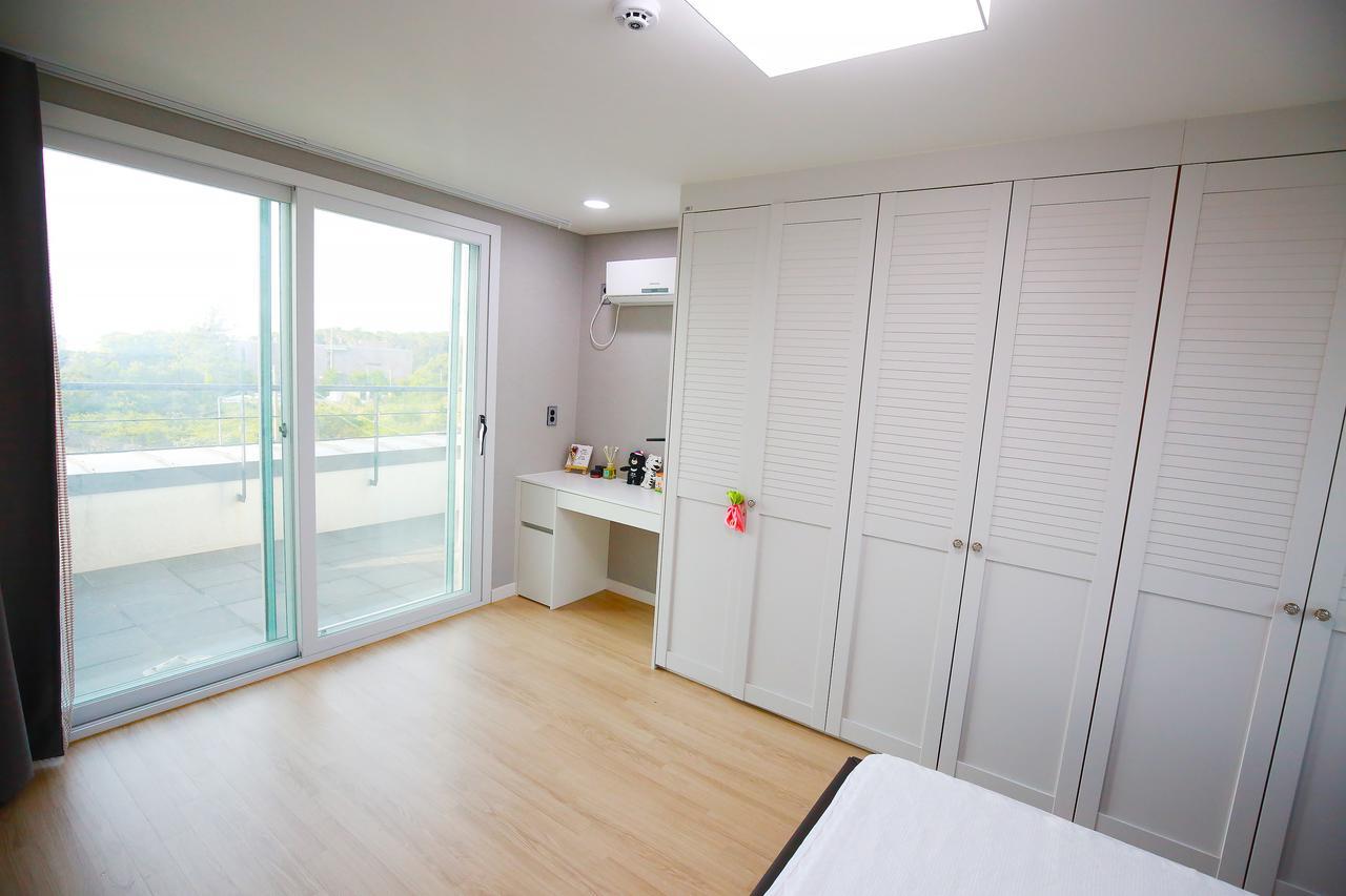 Seong Ge Dol Pension Seogwipo Extérieur photo